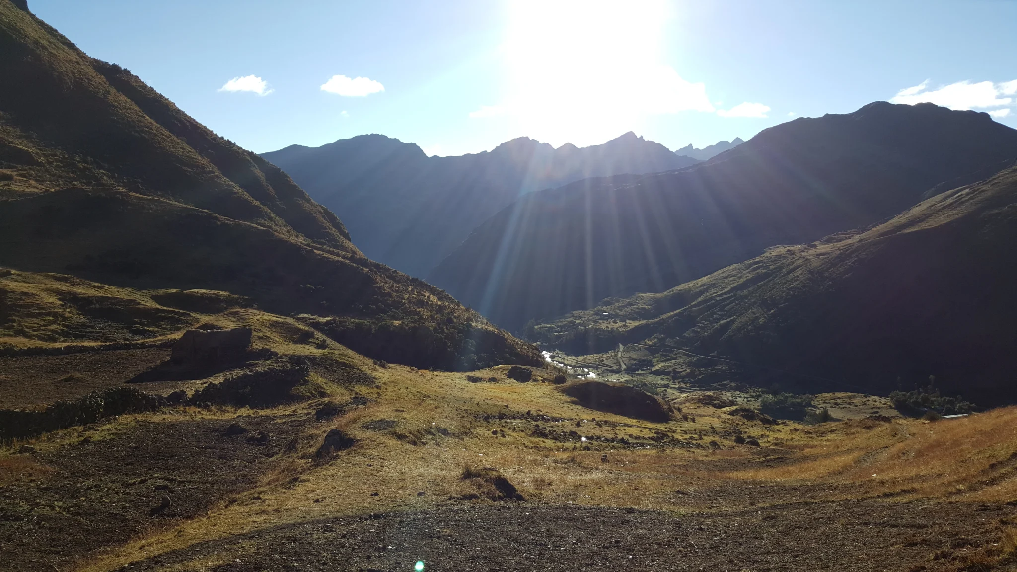 Sun rise at Lares trek